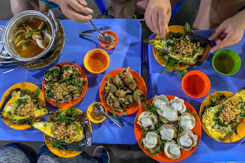 street food is the best things to do in ho chi minh city